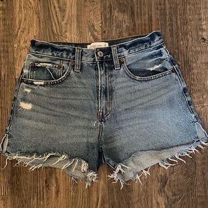 Abercrombie & Fitch Mid Rise Boyfriend Short Jeans 25/0 Curve Love